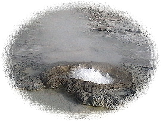 Aurum Geyser by John William Uhler ©